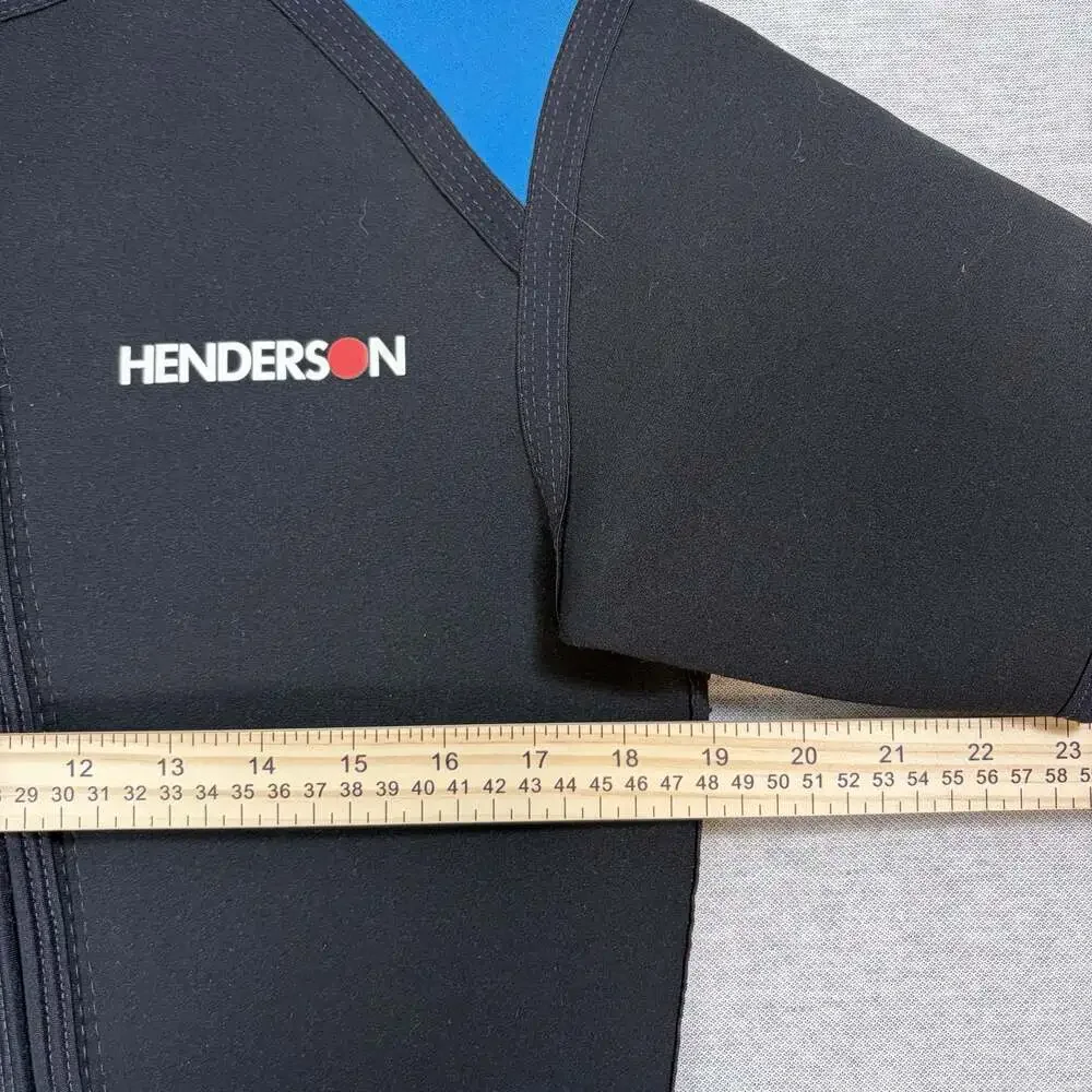 Henderson Aquatics Neoprene Short Sleeve Shorty Wetsuit Black Blue Size XL